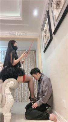 图片[6]_【桃幼幼】狗链拴狗囚禁-跪舔黑丝高跟-奖励圣水-骑马塞嘴_HD绳艺资源