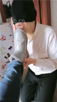 【蓝蜻蜓】清理雪地靴脏鞋底_HD绳艺资源