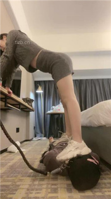 图片[10]_【漫漫】转胯骑马-训练-小白鞋踩虐-喝圣水咀嚼厕纸_HD绳艺资源