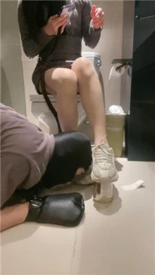 图片[16]_【漫漫】转胯骑马-训练-小白鞋踩虐-喝圣水咀嚼厕纸_HD绳艺资源