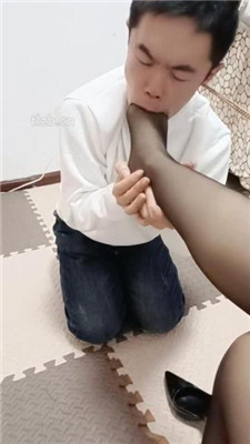 图片[14]_【平凡】跪舔黑丝高跟的绿帽狗_HD绳艺资源