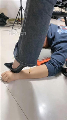 图片[19]_【冰诺】双S-狂抽耳光/掐脖窒息/骑马/踩踏_HD绳艺资源