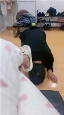 【西西】圈养狗犬化伺候【上】_HD绳艺资源