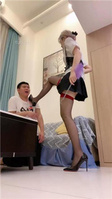 【甜味药丸】学姐的挑战-口水面膜/揪耳朵/虐乳/训练/圣水/挠痒_HD绳艺资源