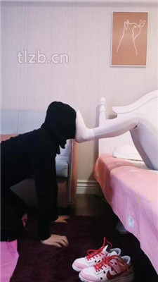 【An盈盈】运动后原味鞋袜狂舔_HD绳艺资源