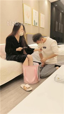 图片[2]_【舞池大人】抖M男友伺候主人就寝【完整版】_HD绳艺资源