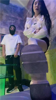 图片[3]_【陈甜女帝】KTV窒息喂食提档【上】_HD绳艺资源