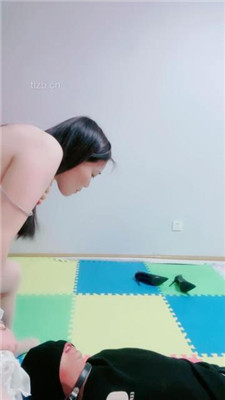 图片[7]_【北京艾琳】骑脖转胯/肉丝脚踩虐/高跟臭脚捂脸_HD绳艺资源