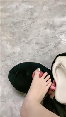 图片[17]_【小软】舔脏拖鞋底/碾压踩狗脸_HD绳艺资源