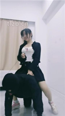 图片[11]_【甜桃】萝莉学生主-白袜崇拜/舔脏鞋底/转胯遛狗/踩狗舌/脚捂脸_HD绳艺资源