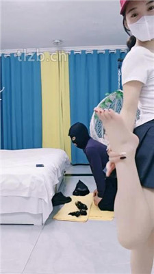 图片[6]_【临沂小妈】狗儿子跪舔长靴臭袜_HD绳艺资源