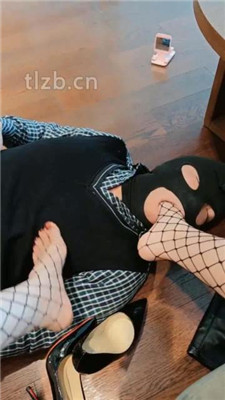 图片[20]_【梓晨】长靴踩脖窒息/脚耳光_HD绳艺资源