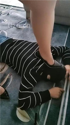 图片[8]_【广东迪迪】红高跟肉丝恋足调-踩虐【双视角版】_HD绳艺资源