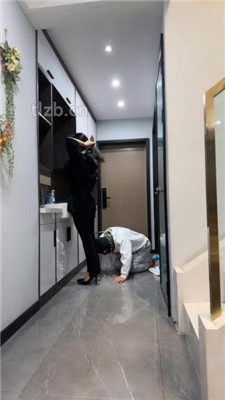 图片[3]_【辣姐】女白领S-耳光/铁链拴狗/藤条皮带训练/肉丝插嘴/踩踏喂食_HD绳艺资源