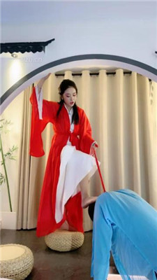 【鑫儿教头】古装S诱惑-金莲玉足踩贱奴_HD绳艺资源