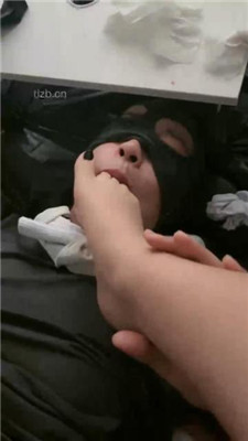 图片[16]_【暴荔姐姐】闻棉袜/踩踏喂食/叼鞋/恋足舔_HD绳艺资源