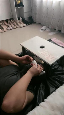 图片[17]_【暴荔姐姐】闻棉袜/踩踏喂食/叼鞋/恋足舔_HD绳艺资源