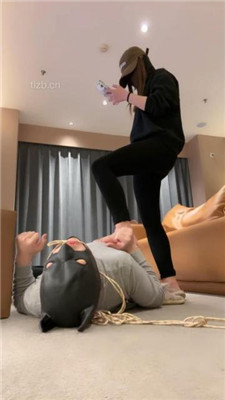 图片[9]_【小冷猫】骑马/踩狗爪/绳子拴狗脖/踩踏_HD绳艺资源