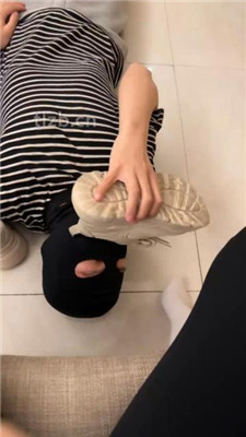 图片[7]_【琳儿】闻白袜-鞋窝/碾压狗爪/插嘴/捂脸窒息/骑狗脖/喂口水_HD绳艺资源