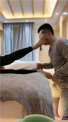 图片[7]_【苒溪】品尝原味裸足/吸袜子/转胯/插嘴_HD绳艺资源