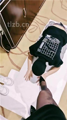 图片[2]_【大乔】骑狗脖耳光/高跟黑丝踩/踩踏-臀部诱惑/虐乳_HD绳艺资源