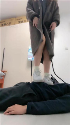 图片[2]_【樱子大人】骑马-舔空军一号棉袜-臭脚捂脸-转胯【上】_HD绳艺资源