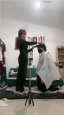 【暴荔姐姐】强迫剃毛-听话剪上面-不听话剪下面_HD绳艺资源