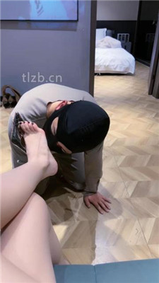 图片[8]_【陈莹斯】体罚狗-捂手窒息/揪耳朵/艺术喝洗脚水-黑丝脚制裁_HD绳艺资源