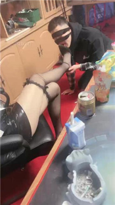 图片[19]_【亿姐】黑丝高跟-骑马踩踏训练/喂口水【完整版】_HD绳艺资源