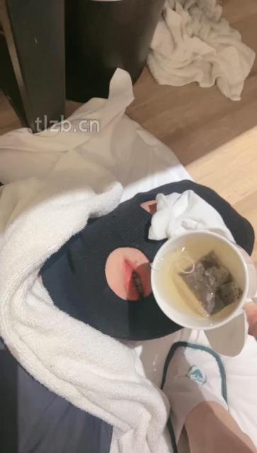 图片[14]_【绝美兔绳艺导师】跪舔脏长靴臭白袜/品尝裸足_HD绳艺资源