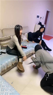 图片[5]_【精神小妹】3素人学生S-踩踏/训练强迫舔脏鞋/转胯_HD绳艺资源