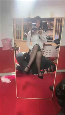 图片[8]_【亿姐】骑马爬行/黑丝脚踢踹/镜前羞辱_HD绳艺资源