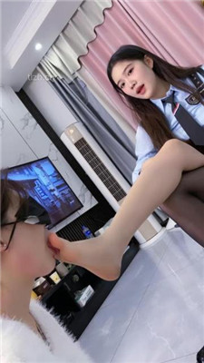 图片[19]_【麋鹿银儿】女神母畜-胯下辱/喂口水/品尝黑丝裸足_HD绳艺资源