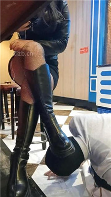 【蒙娜丽莎】KTV长靴网袜玩虐抖M老板_HD绳艺资源