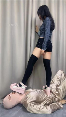 【狗哥】反差素人过膝袜诱惑调狗_HD绳艺资源