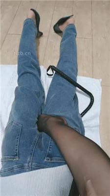 图片[7]_【苏琪姐姐】黑丝高跟裸足恋足舔_HD绳艺资源