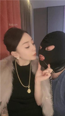 【小月牙】丝袜塞嘴虐乳_HD绳艺资源