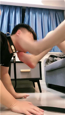 图片[20]_【雪菲老师】双S-重度训练/踩踏转胯/白袜裸足舔/深喉_HD绳艺资源