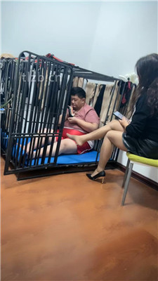 图片[7]_【冰色】囚禁狗笼恋足舔_HD绳艺资源