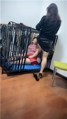 图片[8]_【冰色】囚禁狗笼恋足舔_HD绳艺资源