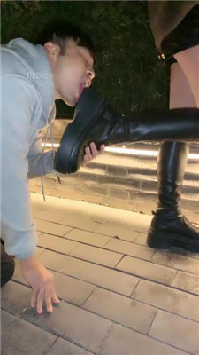 图片[17]_【肉肉】户外-长靴踩踏/骑马骑脖/舔脏鞋底_HD绳艺资源