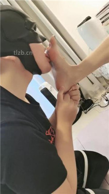 图片[3]_【西西】跪舔脏长靴/伺候沐足/内裤套头/舔裸足_HD绳艺资源