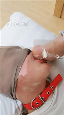 图片[10]_【大美】灌圣水/裸足踩踏喂食_HD绳艺资源