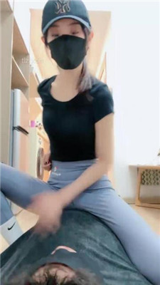 【美娜格格】御姐女神S-抽耳光/臭白袜气味辱/深喉/裸足舔_HD绳艺资源