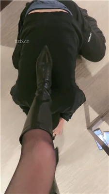 图片[10]_【月影儿】教育跑骚狗-长靴踢裆/高跟鞋耳光/碾狗爪_HD绳艺资源