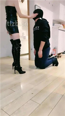 图片[4]_【觅林】长靴脚下崇拜/抽耳光/舔脏鞋踩踏_HD绳艺资源