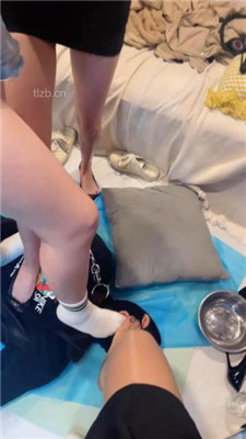 图片[15]_【颜西西】3S-艺术舔脏鞋/骑狗背/白鞋踩踏/赏赐圣水【双视角版】_HD绳艺资源