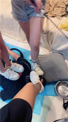 图片[18]_【颜西西】3S-艺术舔脏鞋/骑狗背/白鞋踩踏/赏赐圣水【双视角版】_HD绳艺资源