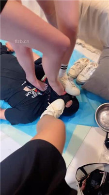 图片[19]_【颜西西】3S-艺术舔脏鞋/骑狗背/白鞋踩踏/赏赐圣水【双视角版】_HD绳艺资源