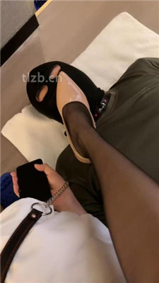 图片[2]_【仝仝】黑丝高跟踩脚垫【完整版】_HD绳艺资源